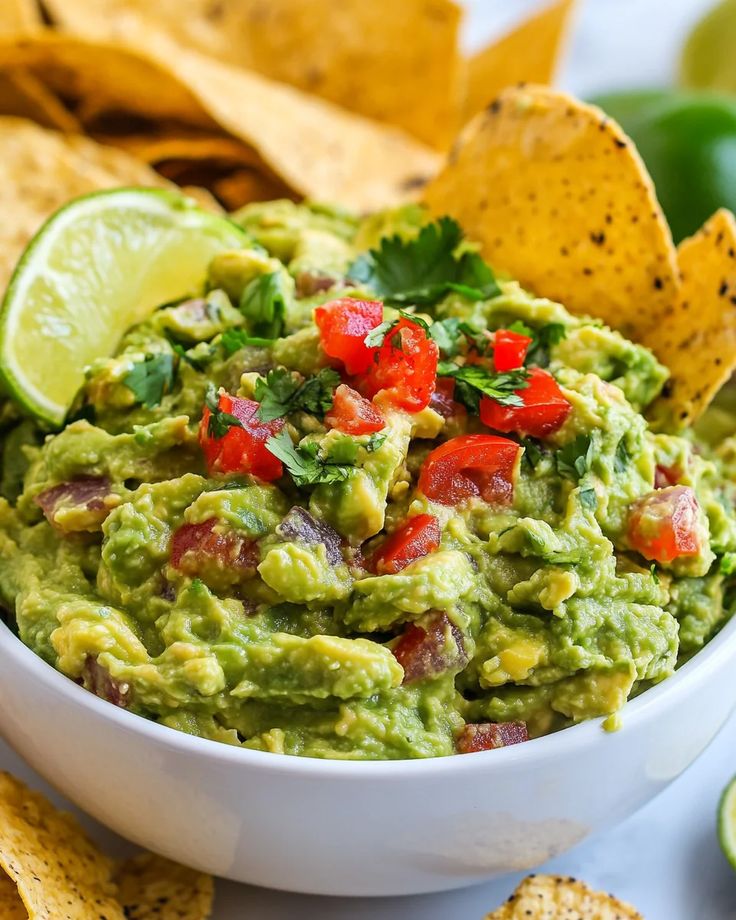 3 Ingredient Guacamole Recipe (The Easiest Ever!)