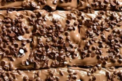 Delicious and healthy zucchini brownies made with fresh zucchini