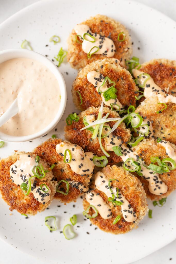 Easy Asian Tuna Cakes With Spicy Mayo