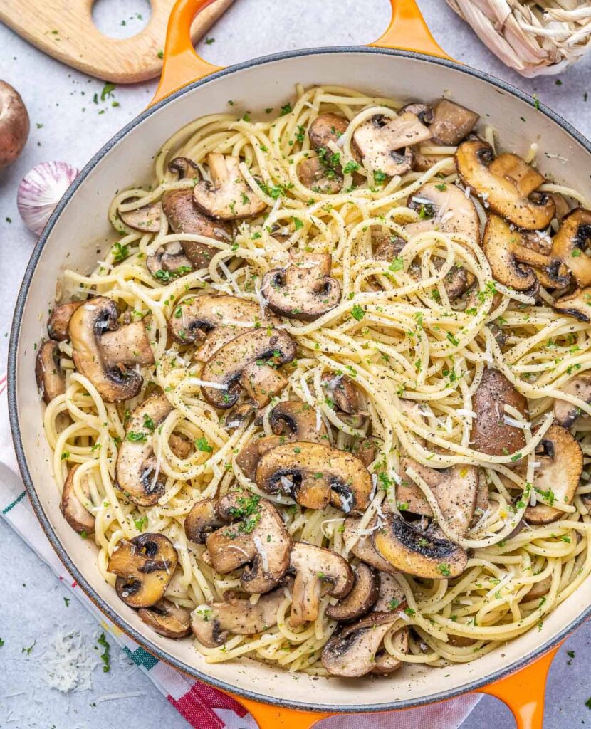 Mushroom and Garlic Spaghetti Dinner – Quick