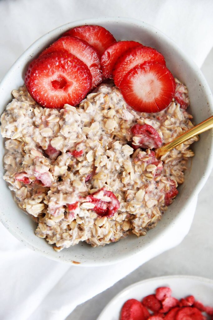 Strawberries And Cream Overnight Oats