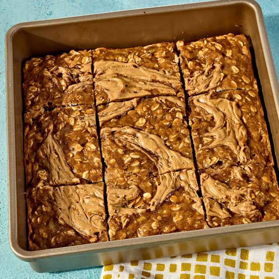 Healthy Banana Peanut Butter Oatmeal Bars