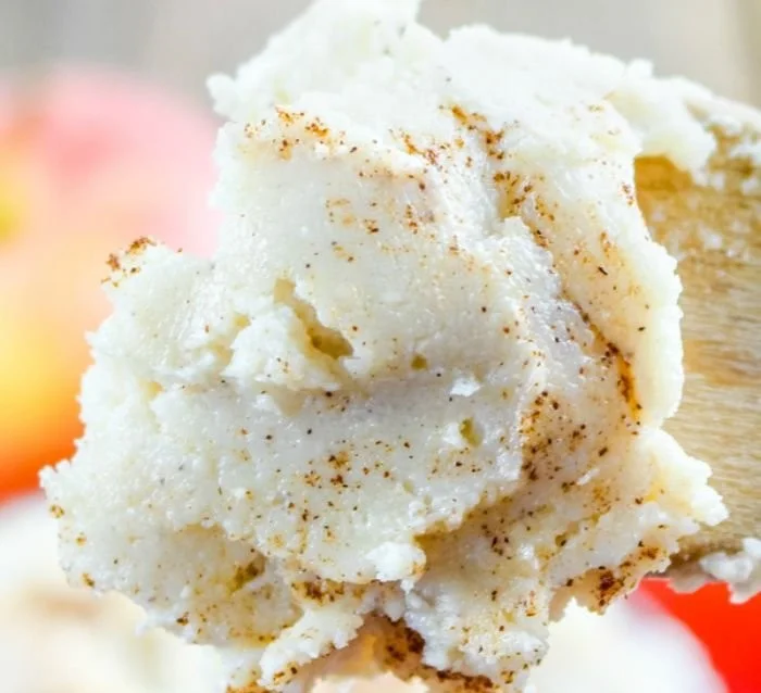 Homemade apple pie body butter recipe for smooth, scented skin care